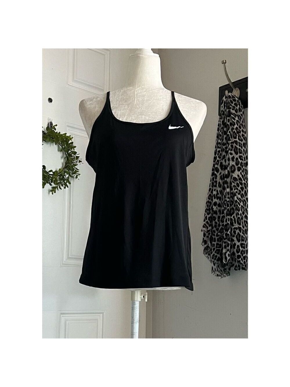 Nike Dri-Fit Women’s Active Tank (M)